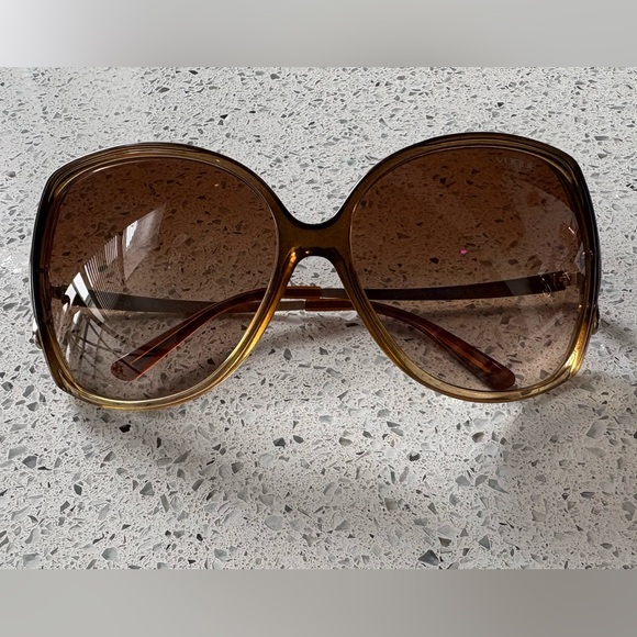 Vogue Accessories - VOGUE EUC Brown Sunglasses